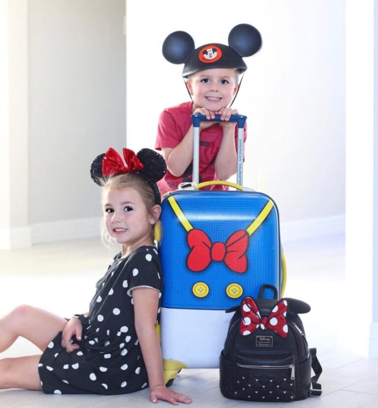 FIVE REASONS TO PACK IN A CARRY-ON SUITCASE