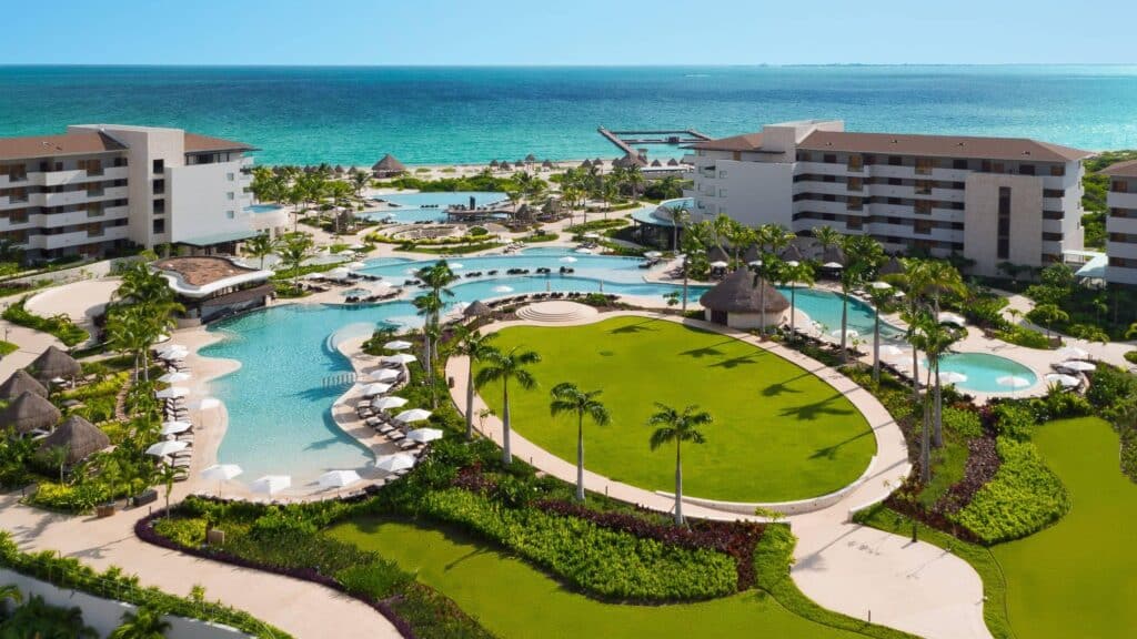 Dreams Playa Mujeres beachfront resort with turquoise Caribbean water and white sand in Cancun