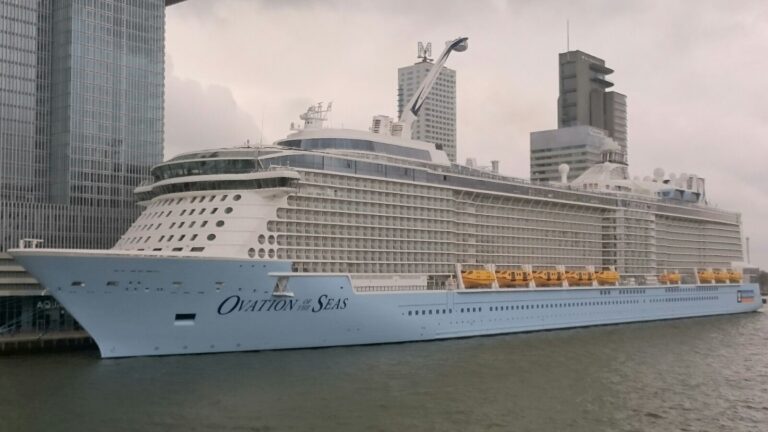 Ovation of the Seas cruise ship