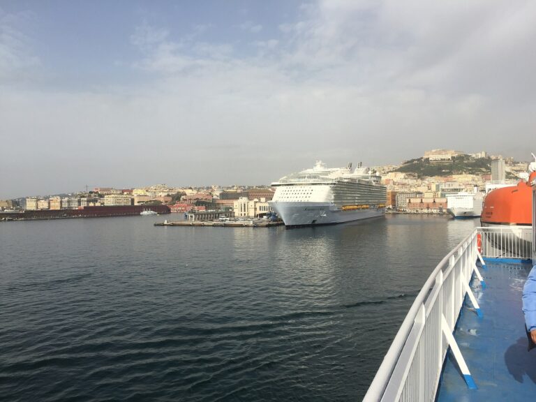 Symphony of the Seas cruise ship