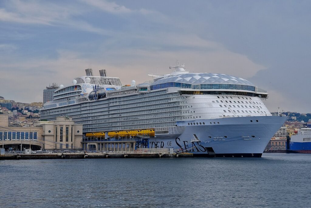 Wonder of the Seas cruise ship