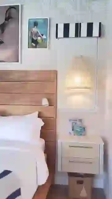 Reel cover: Inside an earlier Kurason Island bungalow stay